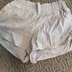 lululemon hotty hot high rise shorts